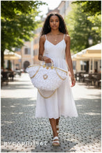 Carica l'immagine nel visualizzatore di Gallery, Bag Coffa glam caprese White Leon
