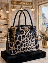Load image into Gallery viewer, Bag-Shopper Tote "Capri" in Simil Cavallino Maculato con Dettaglio Heritage
