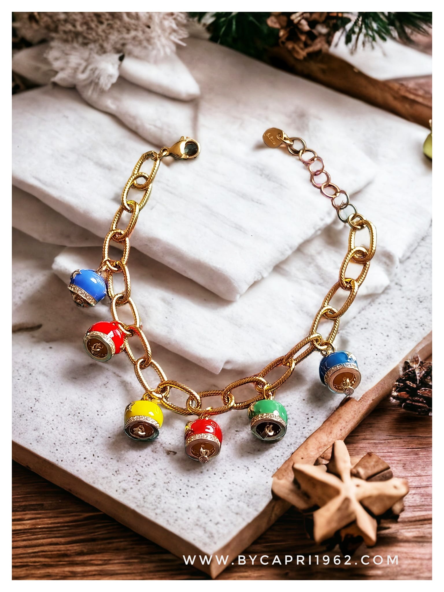 Bracciale in Metallo con charms campanelle Capri pendenti, impreziosite da smalti colorati