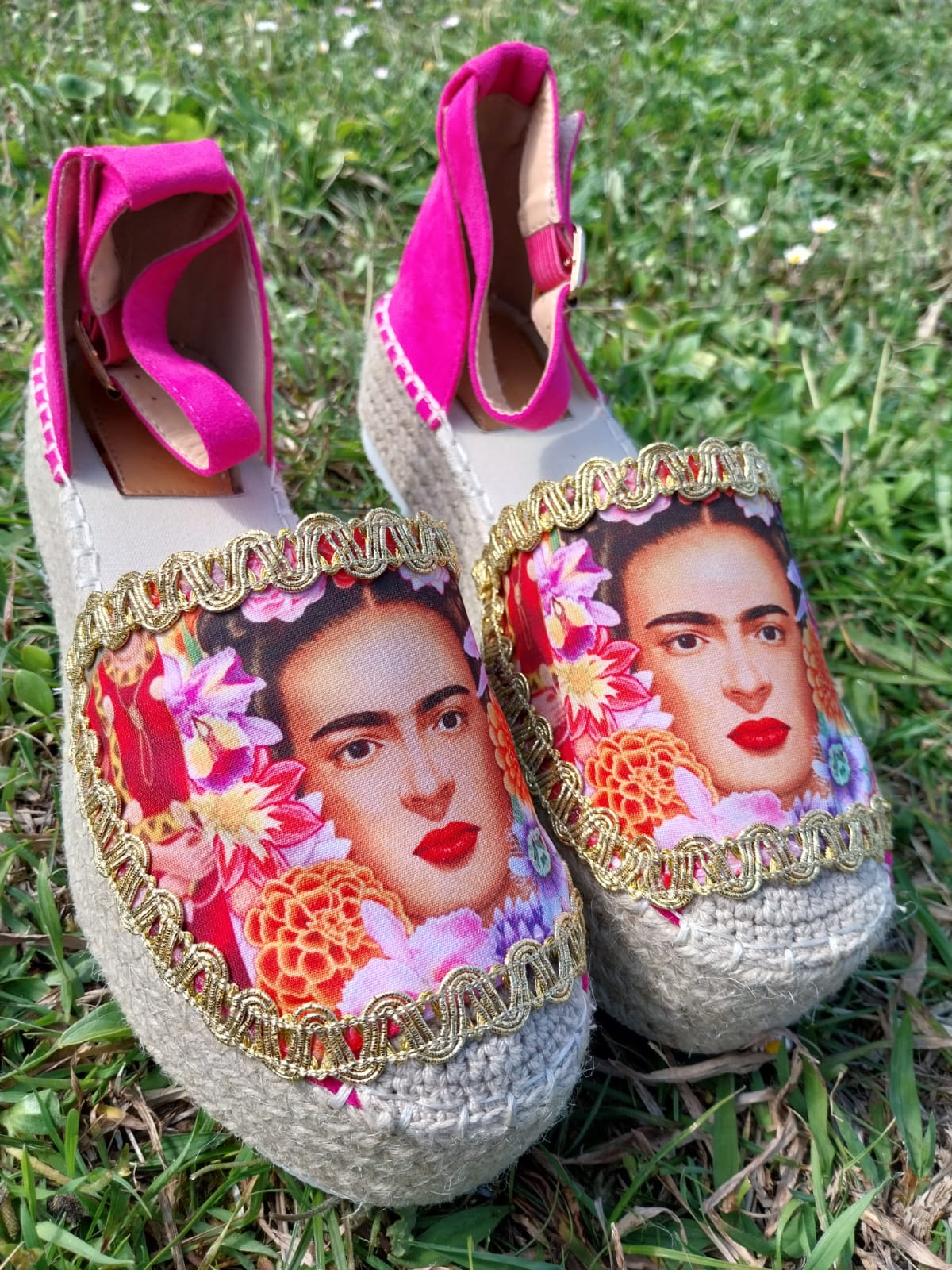 Espadrillas Caprese "Frida Fuxia con  Cinturino"