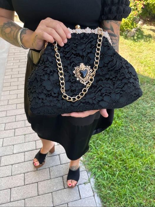 Bag clutch pasticcino capri "Cuore Nero"